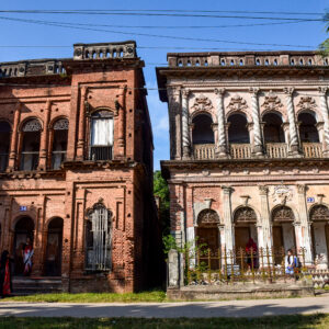 Abandoned 19th-century merchant mansions in Panam Nagar, Sonargaon, showcasing Indo-European architecture during a Trip Glider heritage tour.